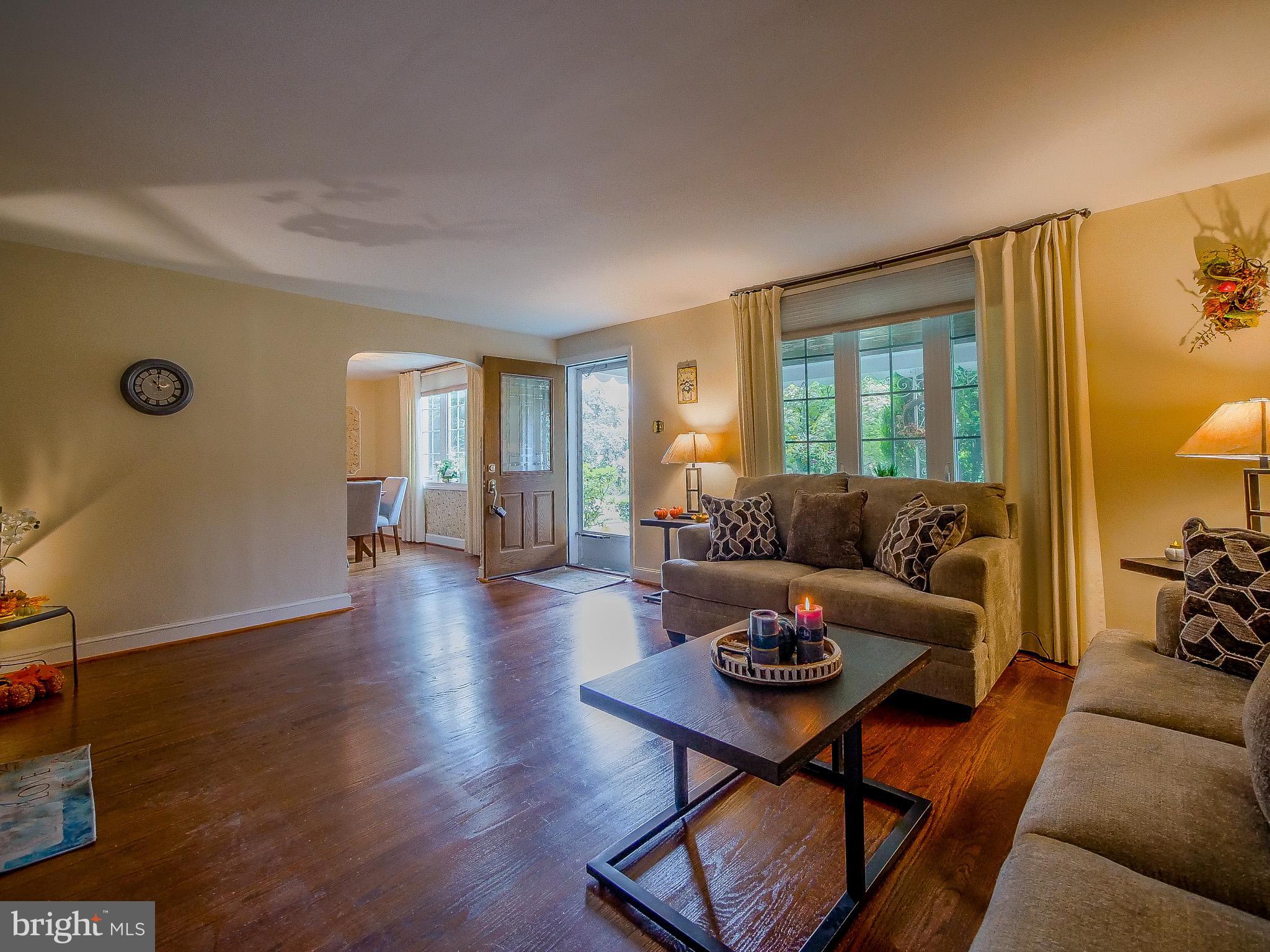413 East Manoa Road Havertown, PA 19083 - Photo 4 of 22 Living Room