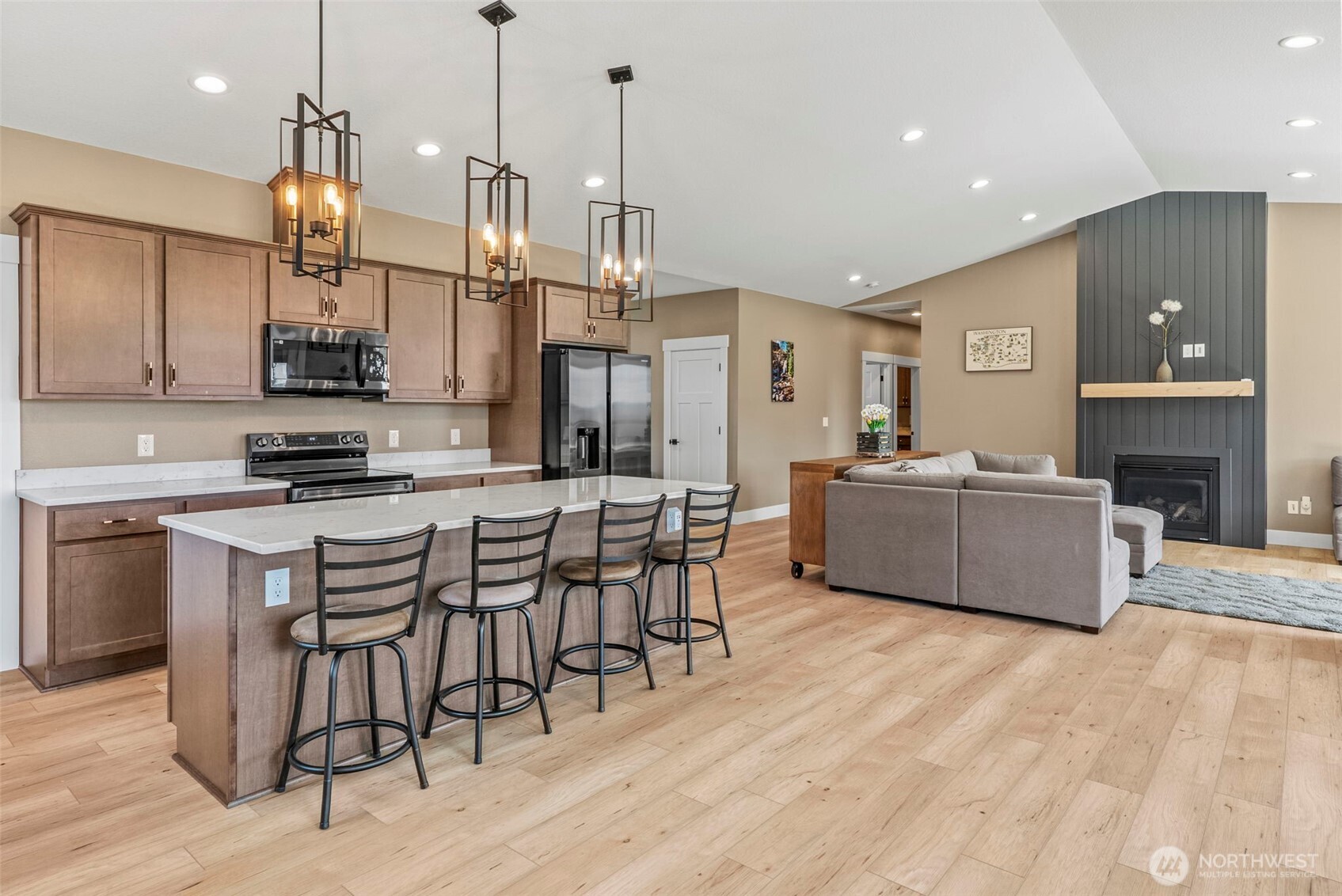 311 Olequa Heights Road Castle Rock, WA 98611 - Photo 7 of 40