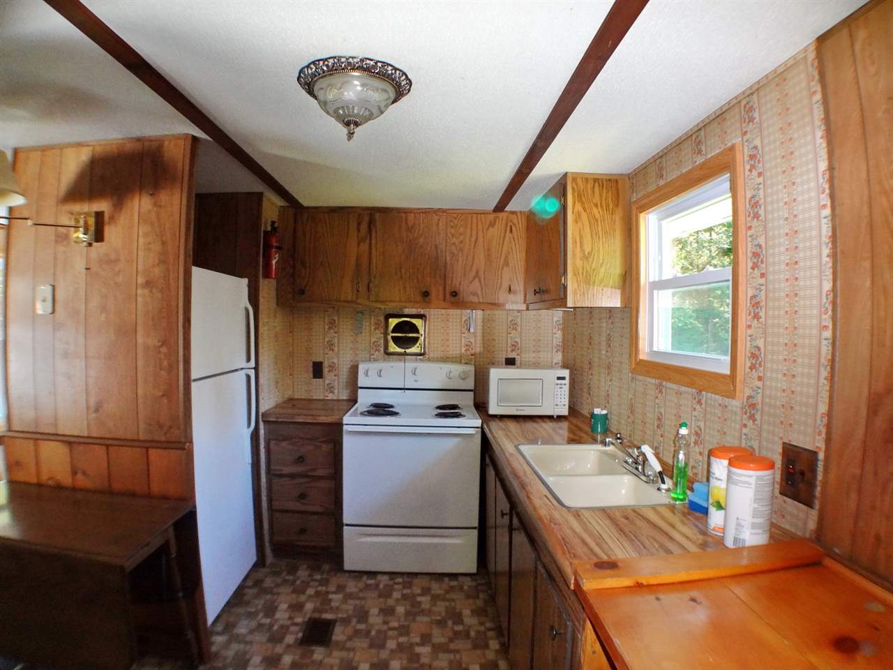 885 Blakslee Road Dalton, NH 03598 - Photo 11 of 25