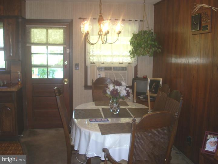 31 Beaumont Road Hamilton, NJ 08620 - Photo 4 of 11