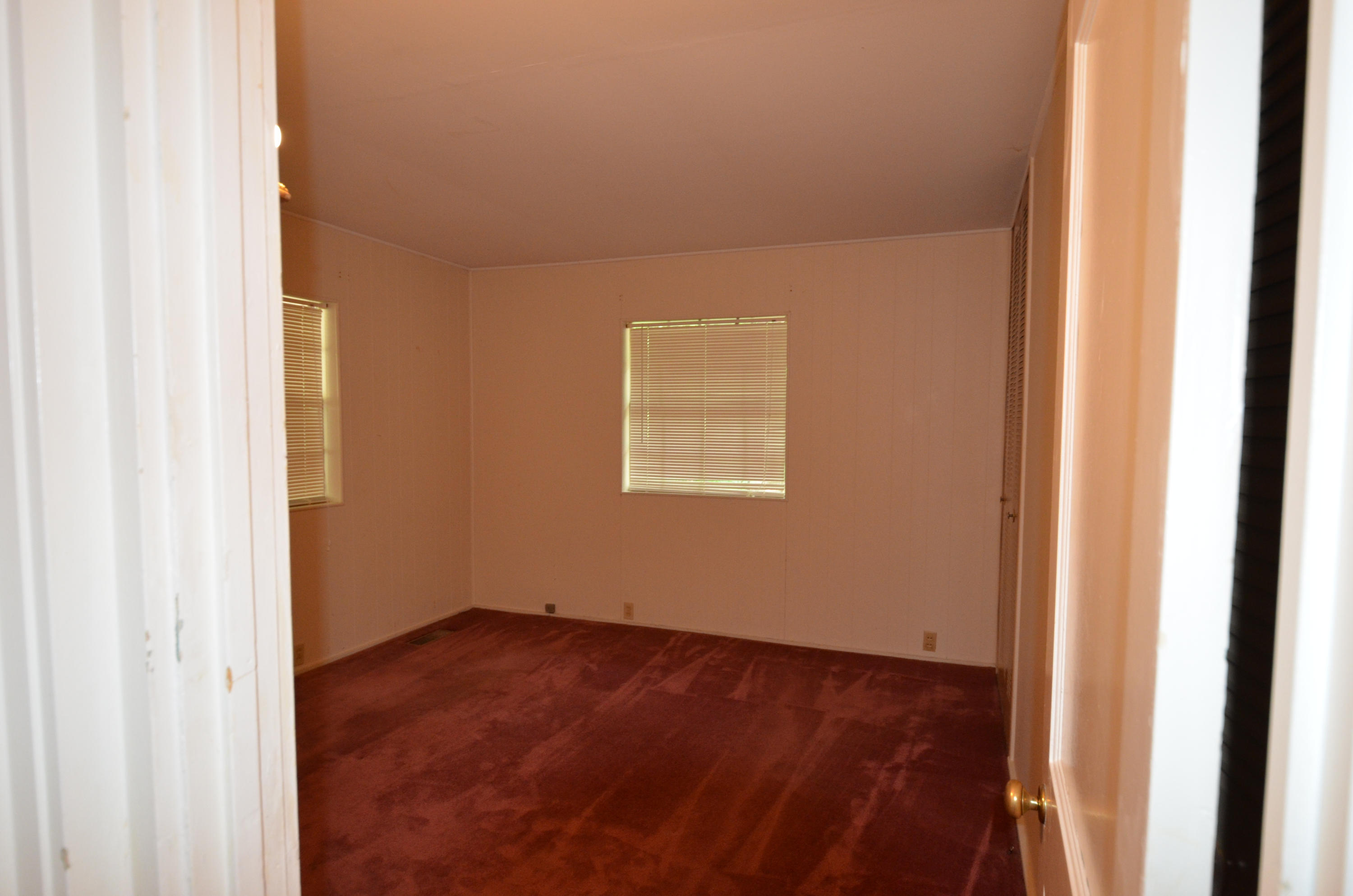 107 Marion Road Oak Ridge, TN 37830 - Photo 13 of 15 DSC_0604