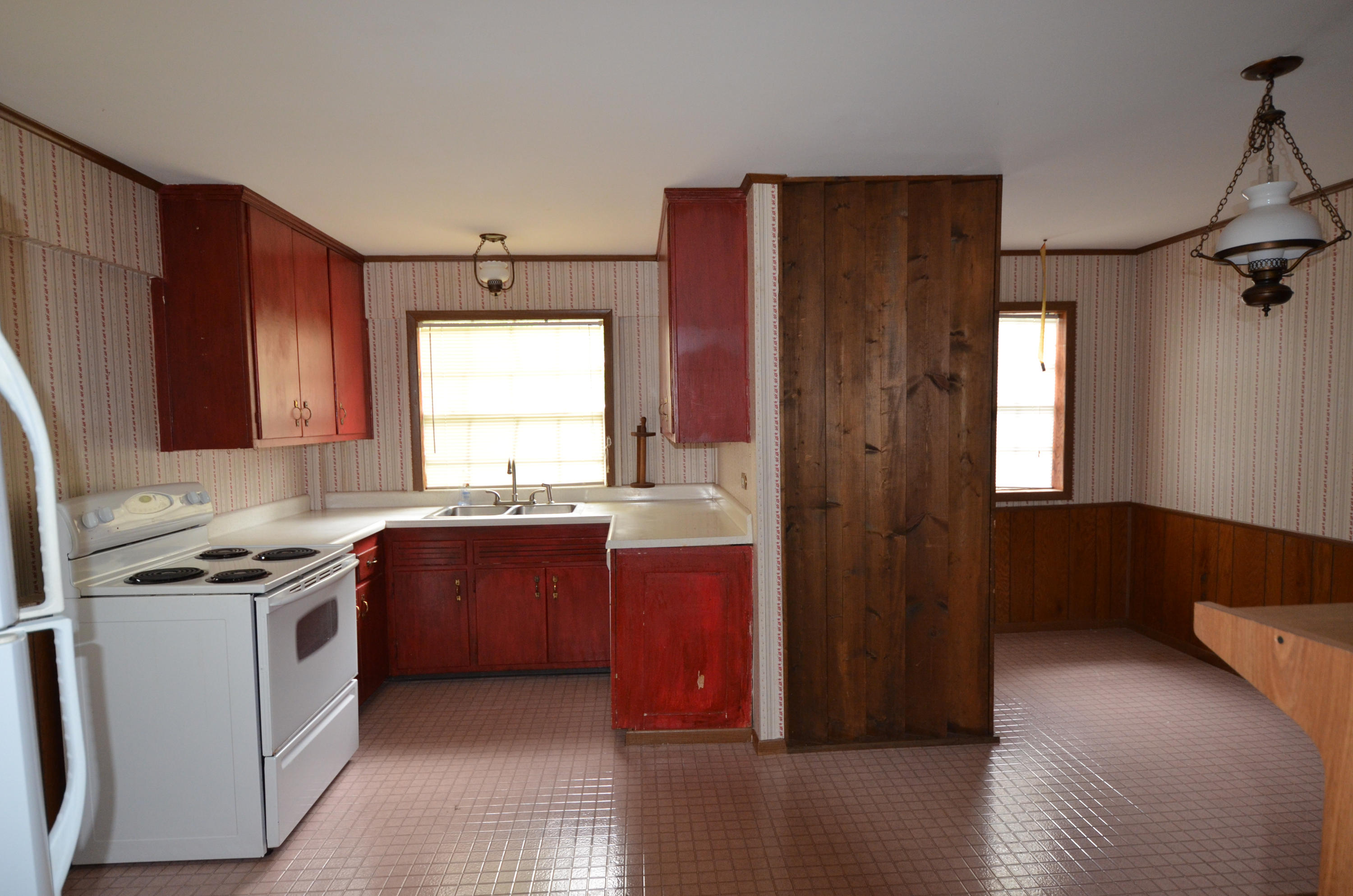107 Marion Road Oak Ridge, TN 37830 - Photo 9 of 15 DSC_0599