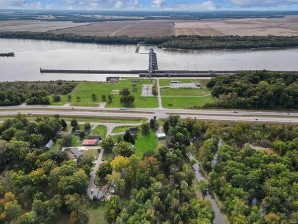 $585,000 | 6977 Boyer Drive, Newburgh, IN 47630