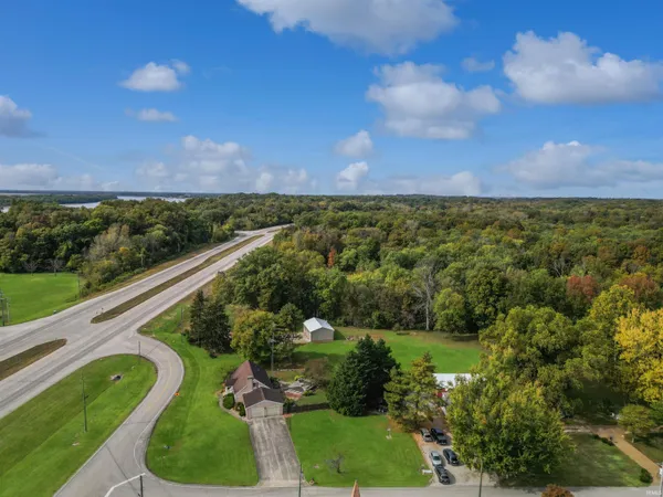 $560,000 | 6977 Boyer Drive, Newburgh, IN 47630