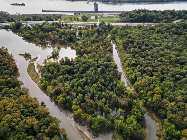 $585,000 | 6977 Boyer Drive, Newburgh, IN 47630