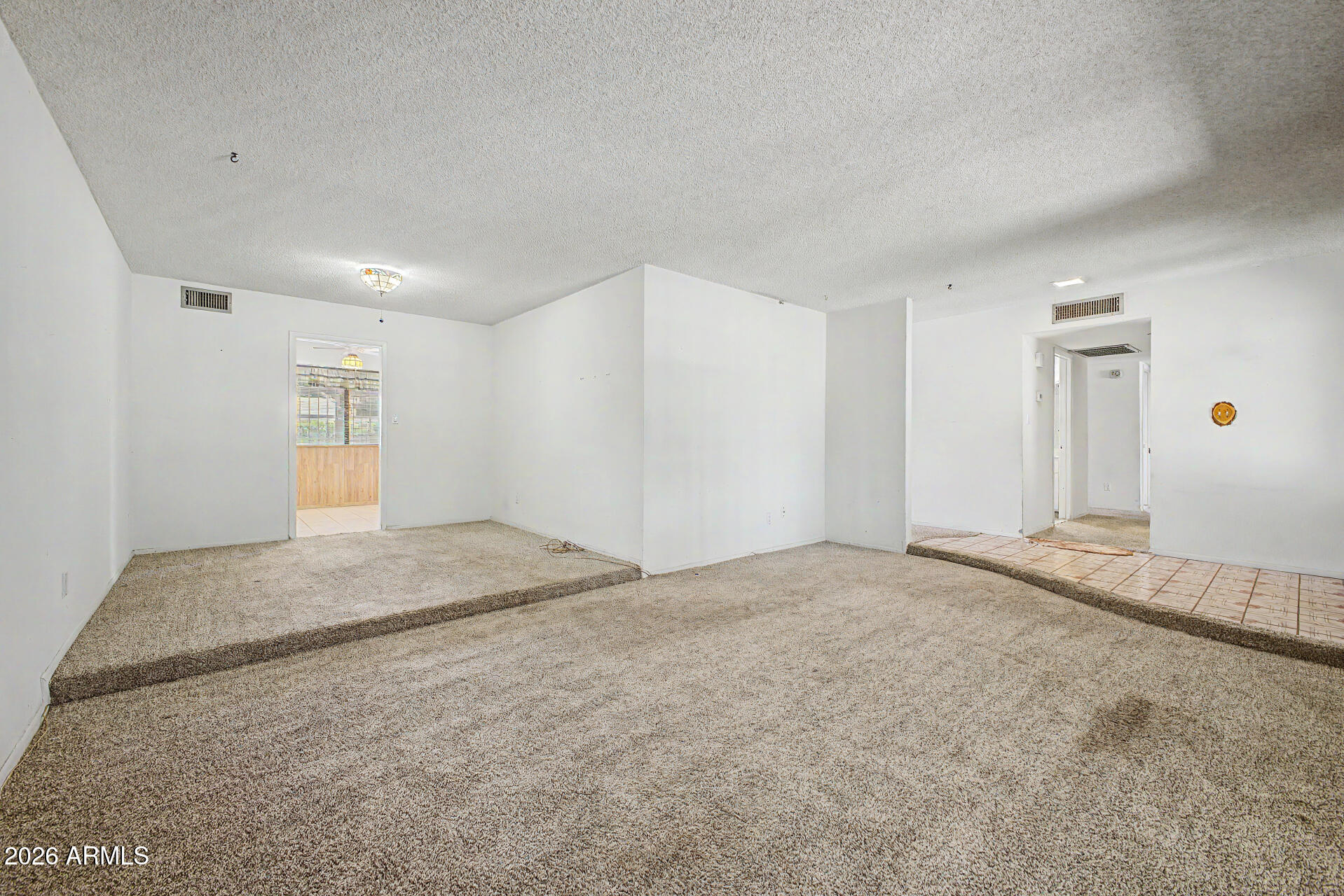 2403 East Del Rio Drive Tempe, AZ 85282 - Photo 14 of 57