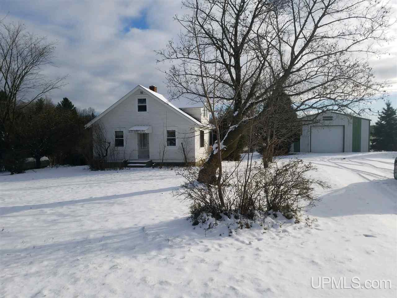 N2810 Valley View Road Norway, MI 49870 - Photo 3 of 24