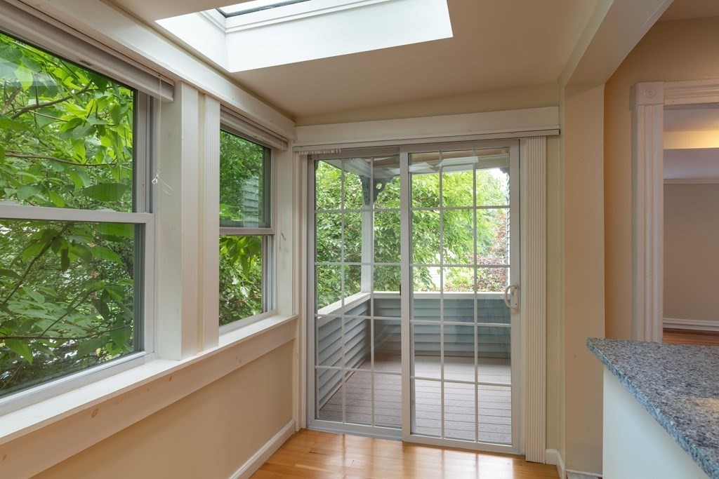 17 Trumbull Road, Unit 2R Northampton, MA 01060 - Photo 11 of 16 Gallery Image 11