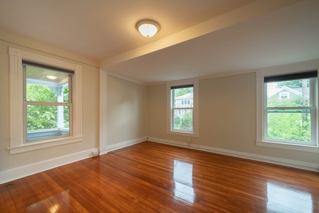 17 Trumbull Road, Unit 2R Northampton, MA 01060 - Photo 13 of 16 Gallery Image 13