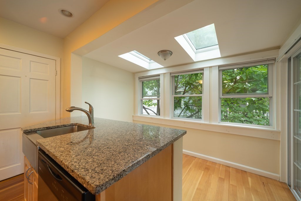 17 Trumbull Road, Unit 2R Northampton, MA 01060 - Photo 10 of 16 Gallery Image 10