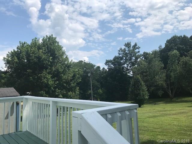 18 Meadowchase Road Fletcher, NC 28732 - Photo 3 of 22
