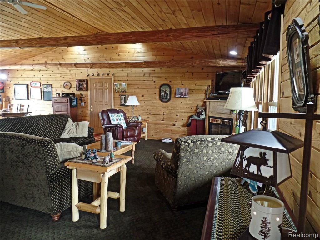 10030 Elms Road Montrose, MI 48457 - Photo 10 of 36 SAM_1370.JPG