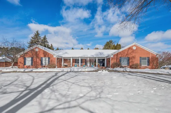 $350,000 | 910 Dexter Avenue, Big Rapids, MI 49307