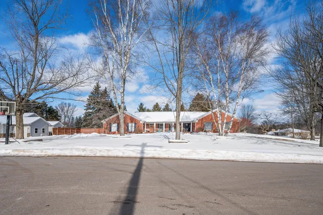 $350,000 | 910 Dexter Avenue, Big Rapids, MI 49307