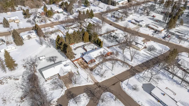 $350,000 | 910 Dexter Avenue, Big Rapids, MI 49307