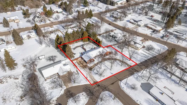 $350,000 | 910 Dexter Avenue, Big Rapids, MI 49307
