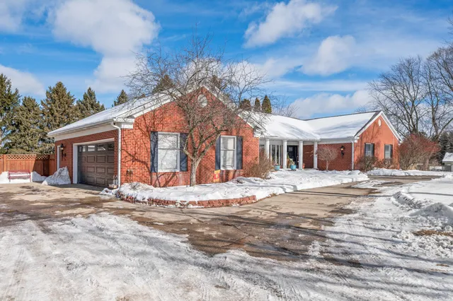 $350,000 | 910 Dexter Avenue, Big Rapids, MI 49307