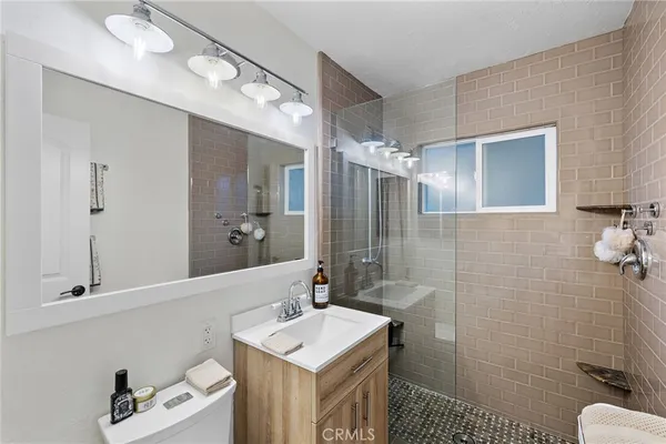 $15,000 | 1185 Noria Street, Laguna Beach, CA 92651