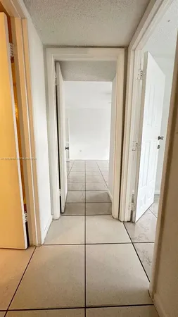 $2,000 | 17650 Northwest 68th Avenue, Unit A1005, Hialeah, FL 33015