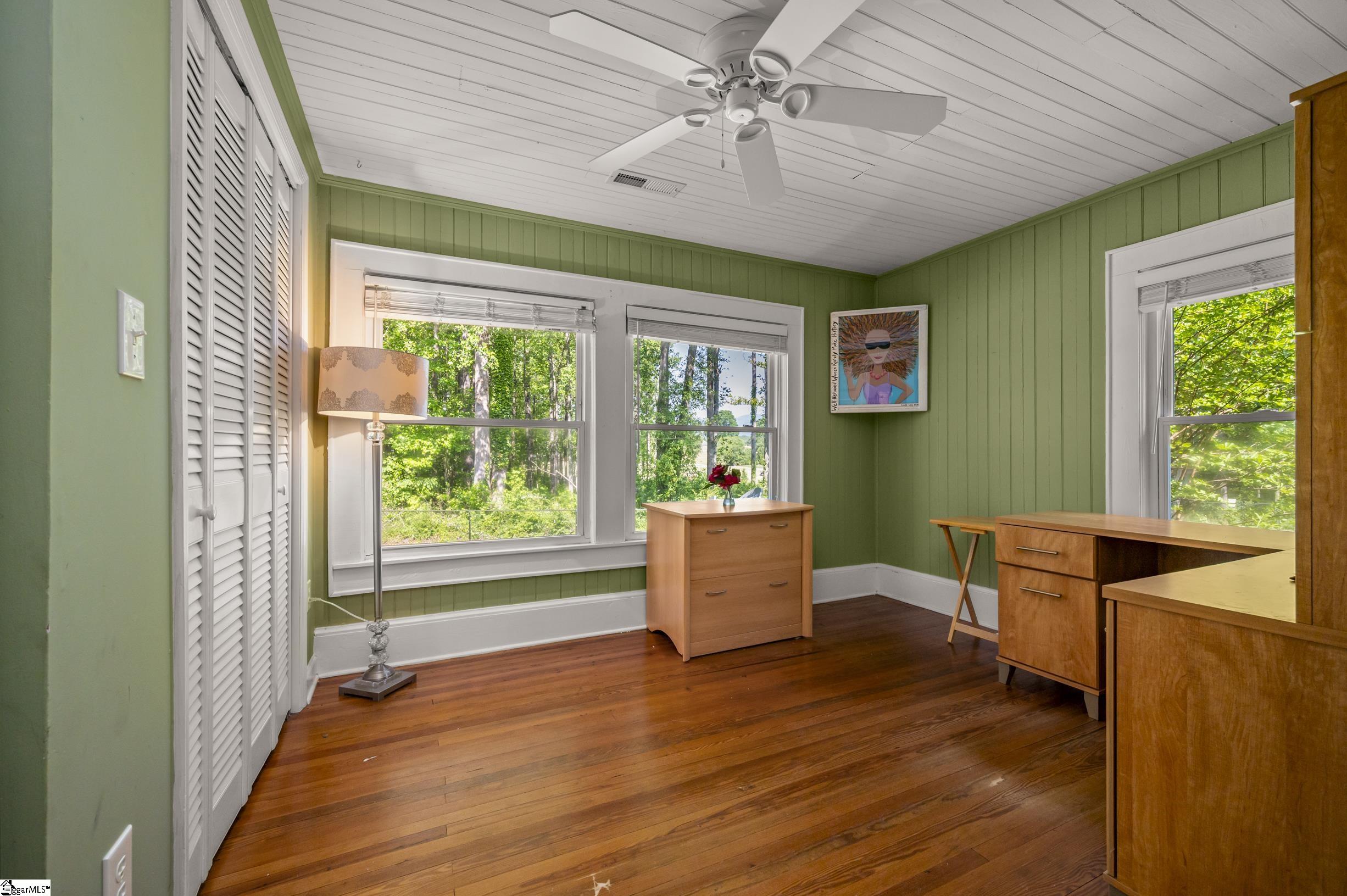 183-185 Rubin Thorne Road Campobello, SC 29322 - Photo 17 of 40