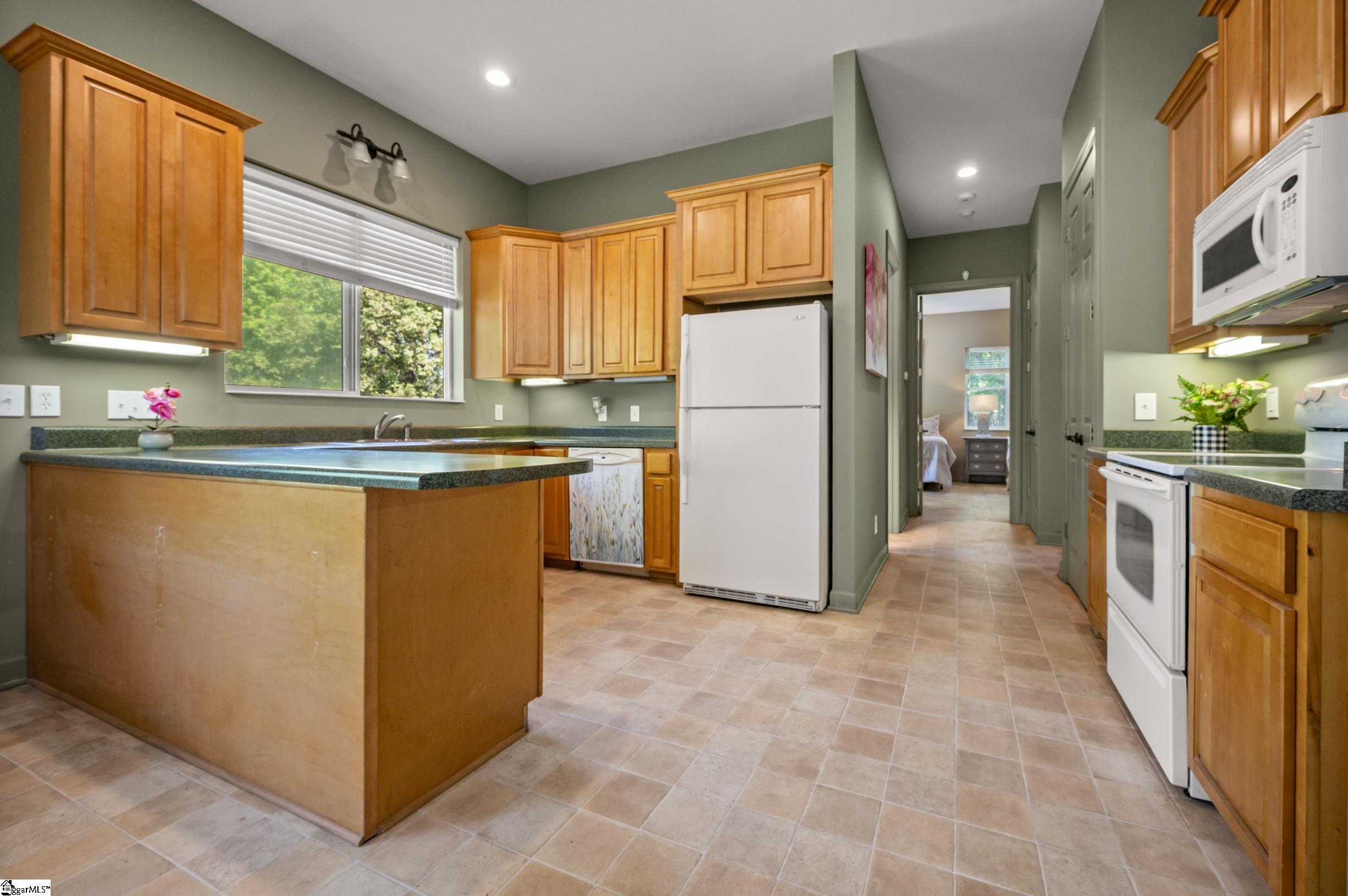 183-185 Rubin Thorne Road Campobello, SC 29322 - Photo 27 of 40