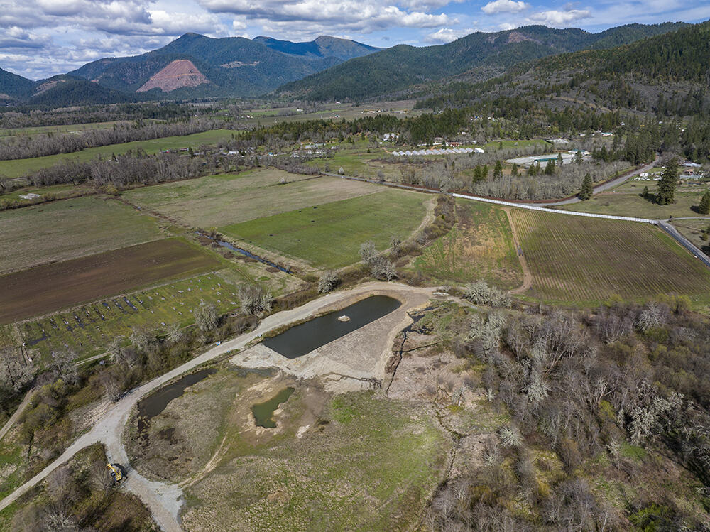 425-463 Kendall Road Cave Junction, OR 97523 - Photo 41 of 46 40