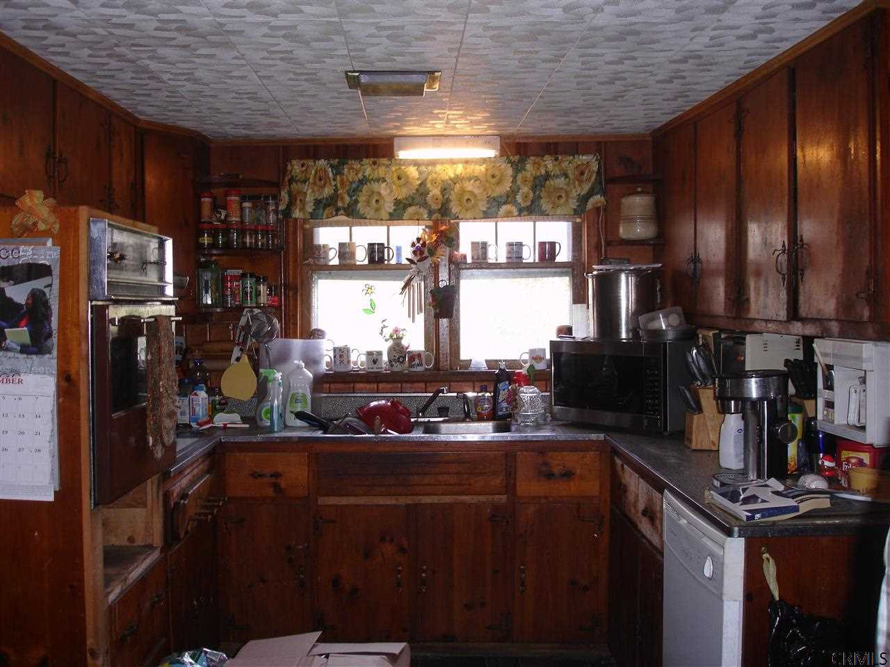 1074 River Road Bethlehem, NY 12158 - Photo 3 of 9 Photo 3