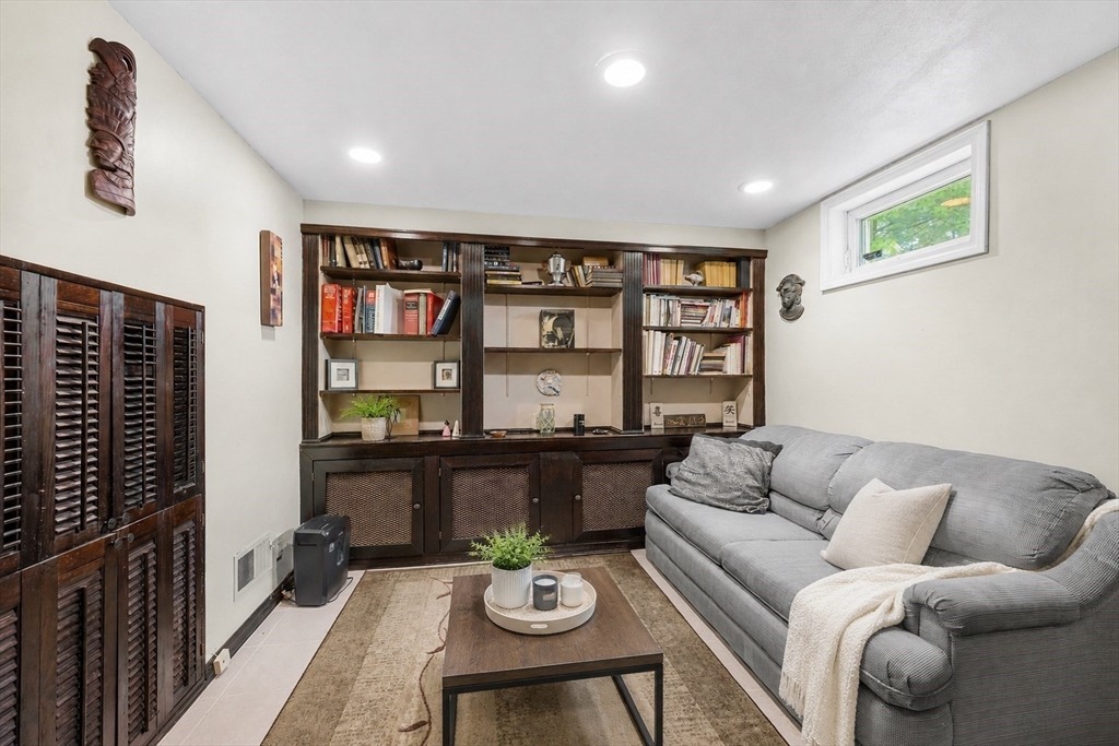 27 Randy Road Framingham, MA 01701 - Photo 35 of 42