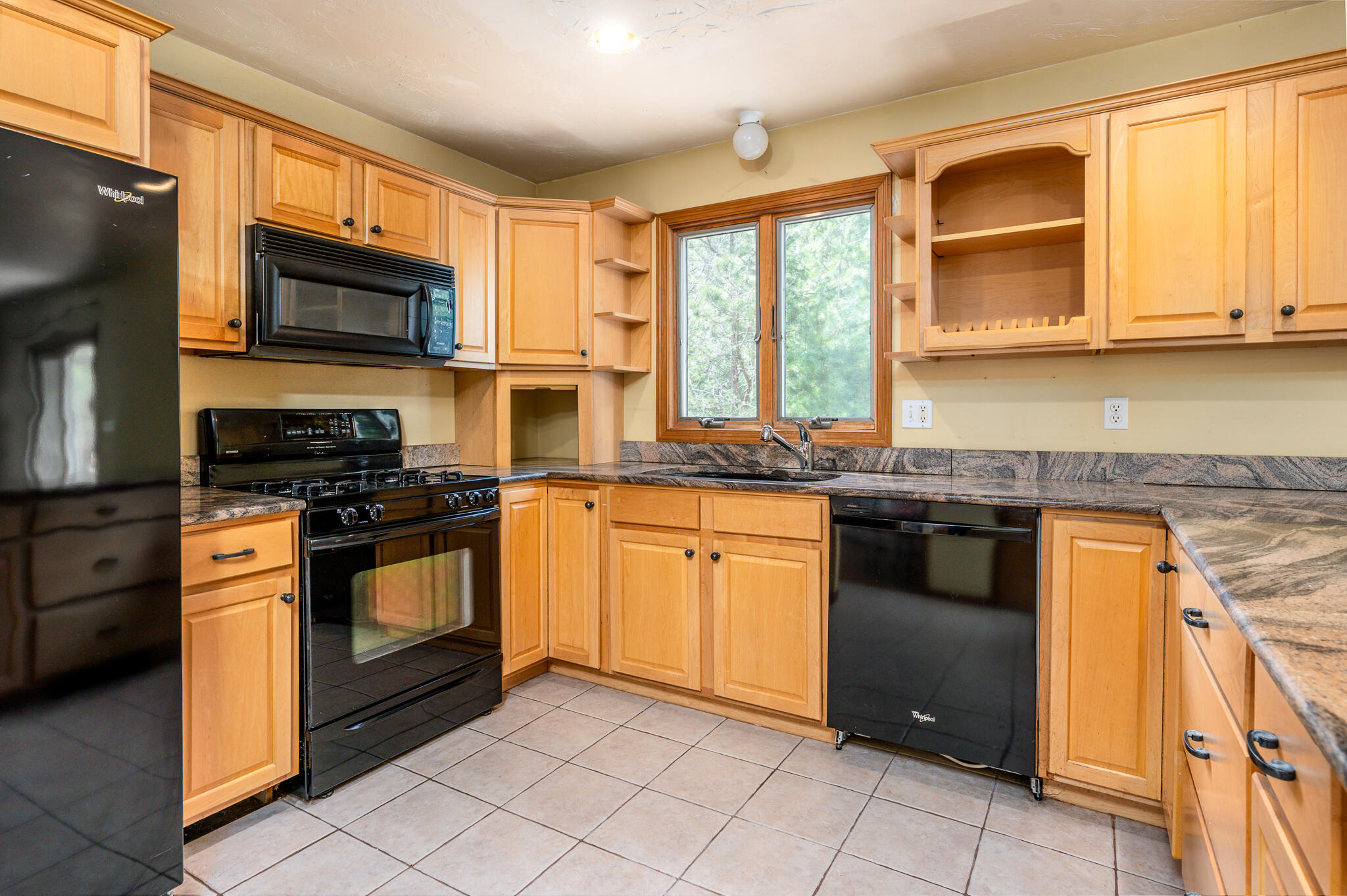 21 Clay Pond Road Buzzards Bay, MA 02532 - Photo 24 of 52 kitchen2