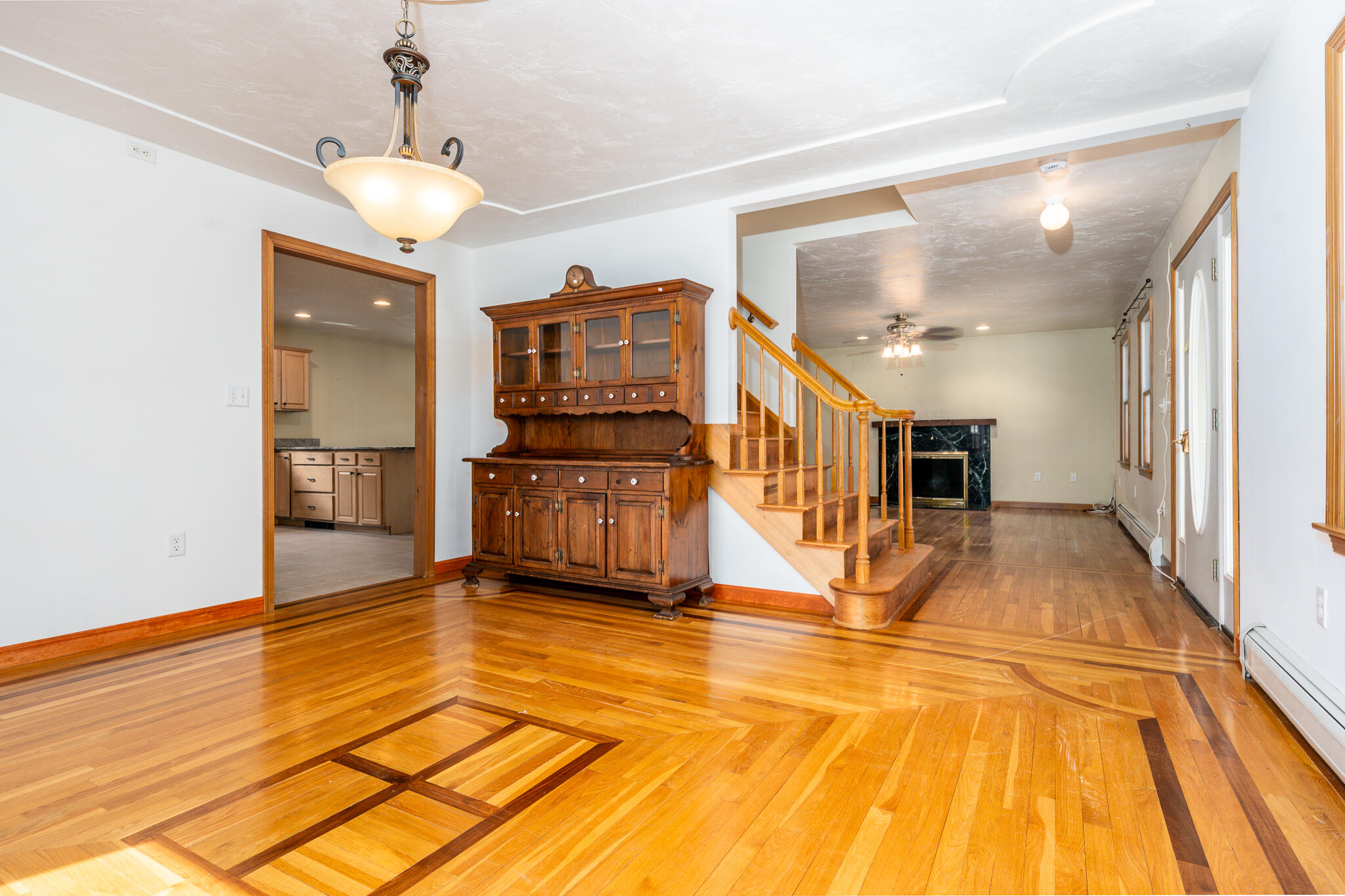 21 Clay Pond Road Buzzards Bay, MA 02532 - Photo 9 of 52 dine3