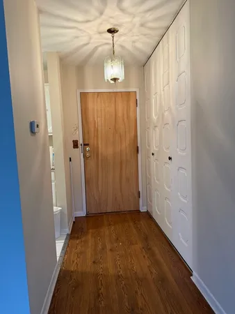 $235,000 | 2201 South Grace Street, Unit 106, Lombard, IL 60148