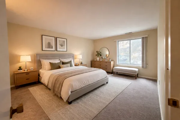 $235,000 | 2201 South Grace Street, Unit 106, Lombard, IL 60148