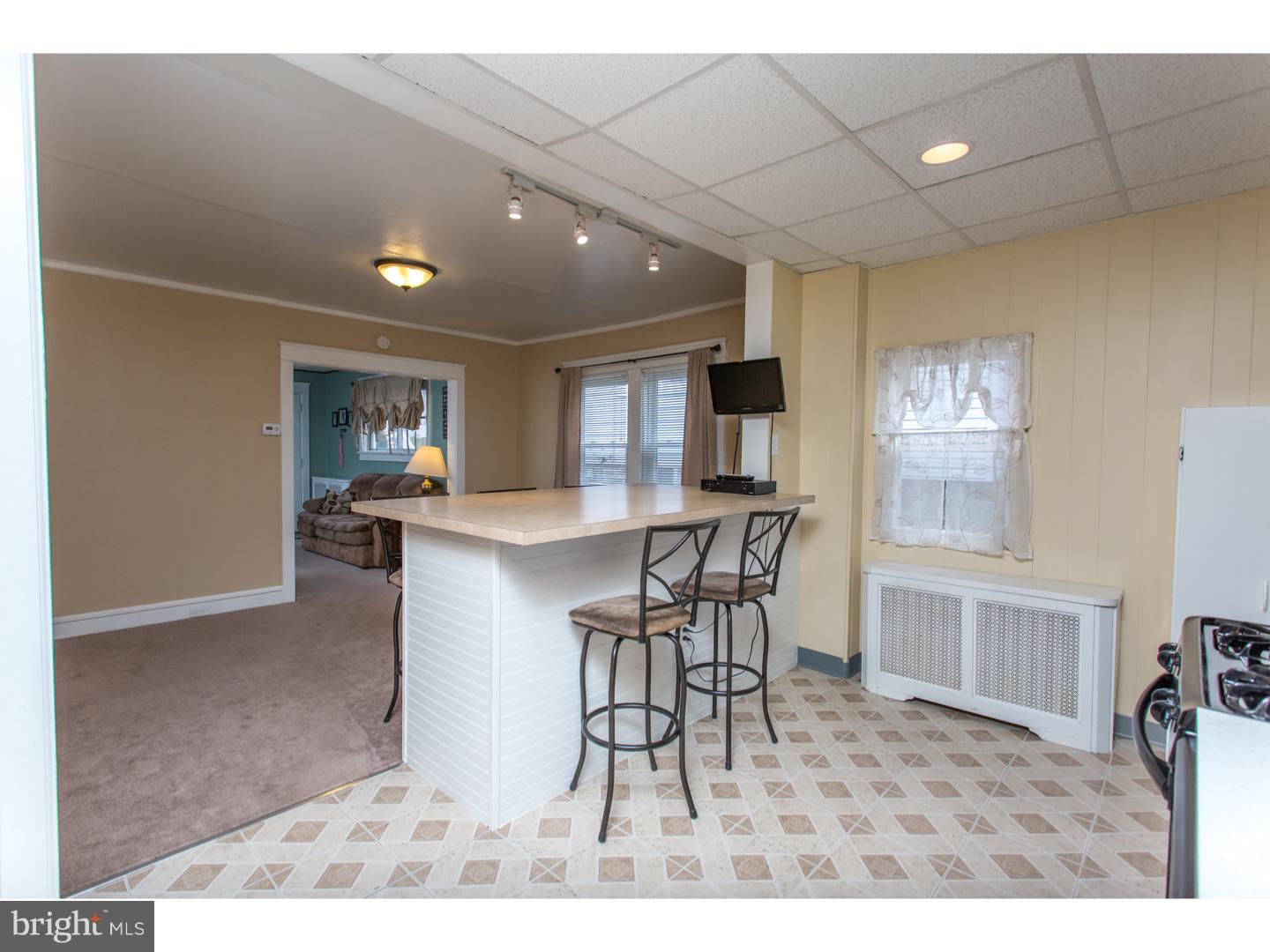 3826 Marshall Road Drexel Hill, PA 19026 - Photo 10 of 25 Kitchen