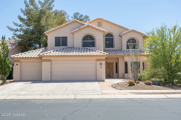 $469,000 | 6851 West Kern Drive, Tucson, AZ 85743