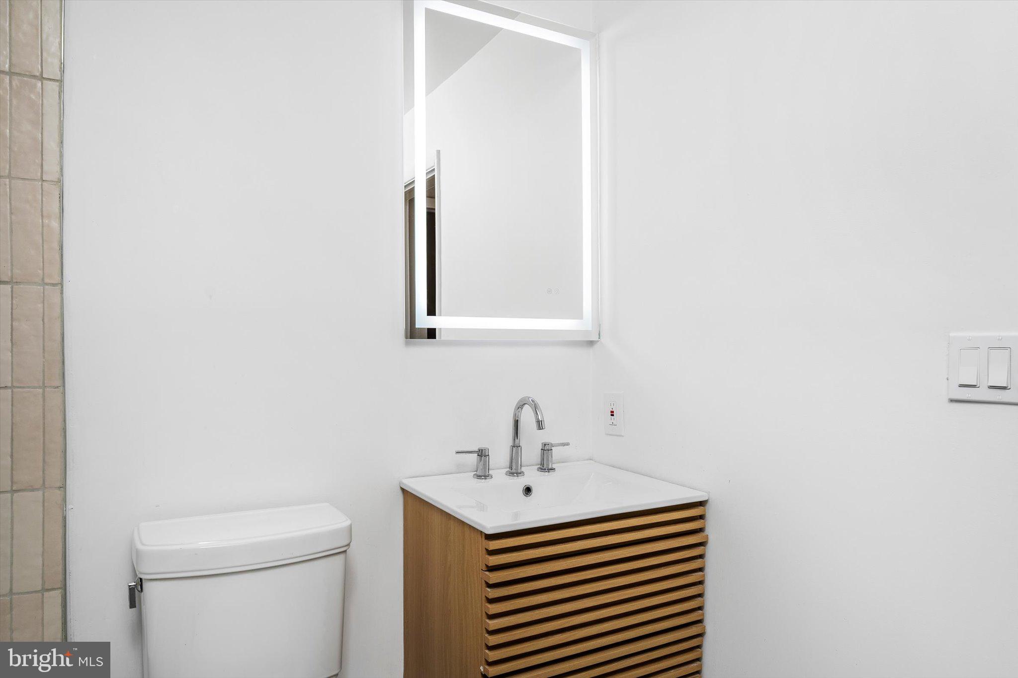 1247 Lower Ferry Road Ewing, NJ 08618 - Photo 19 of 39