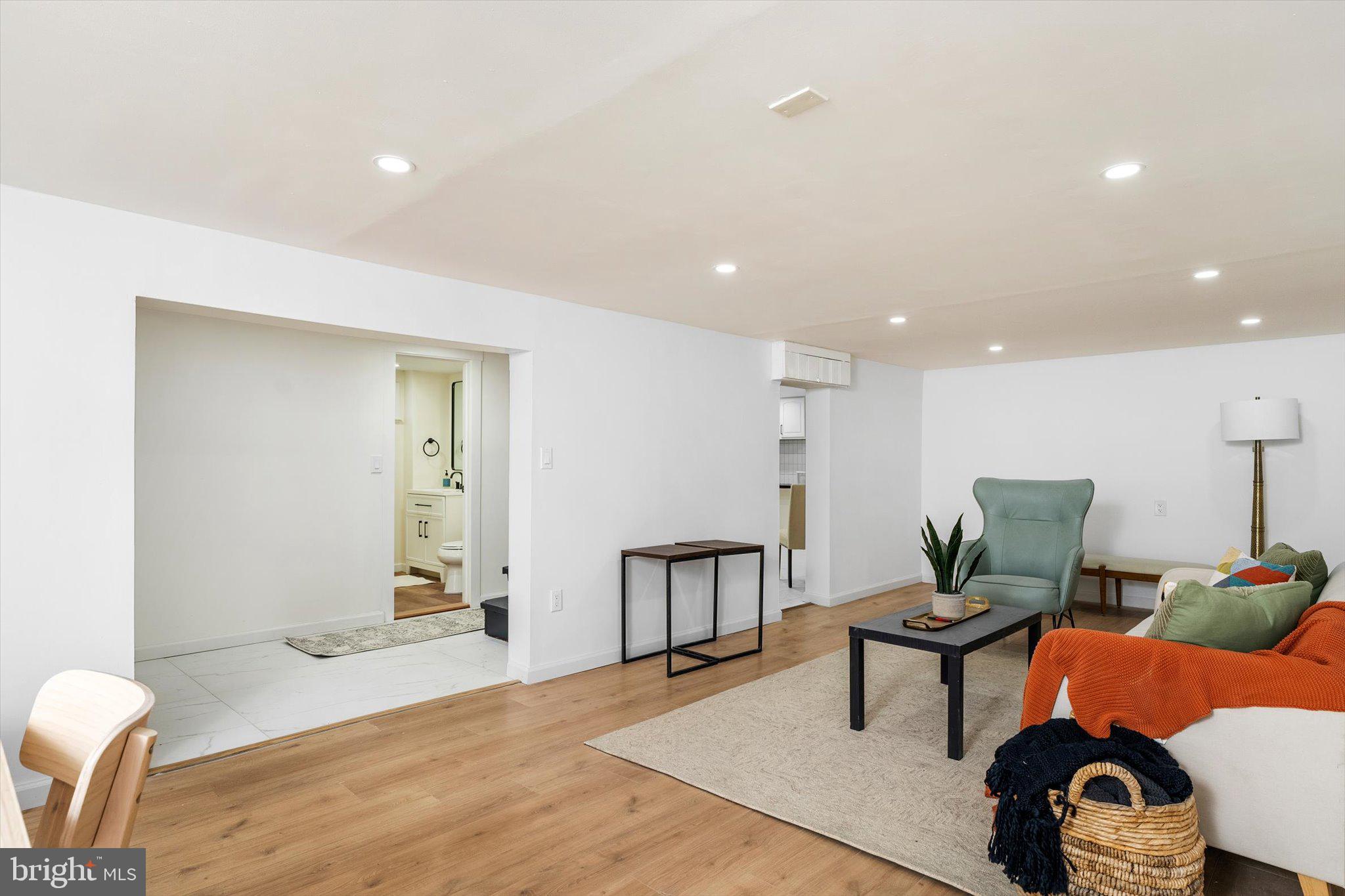 1247 Lower Ferry Road Ewing, NJ 08618 - Photo 28 of 39