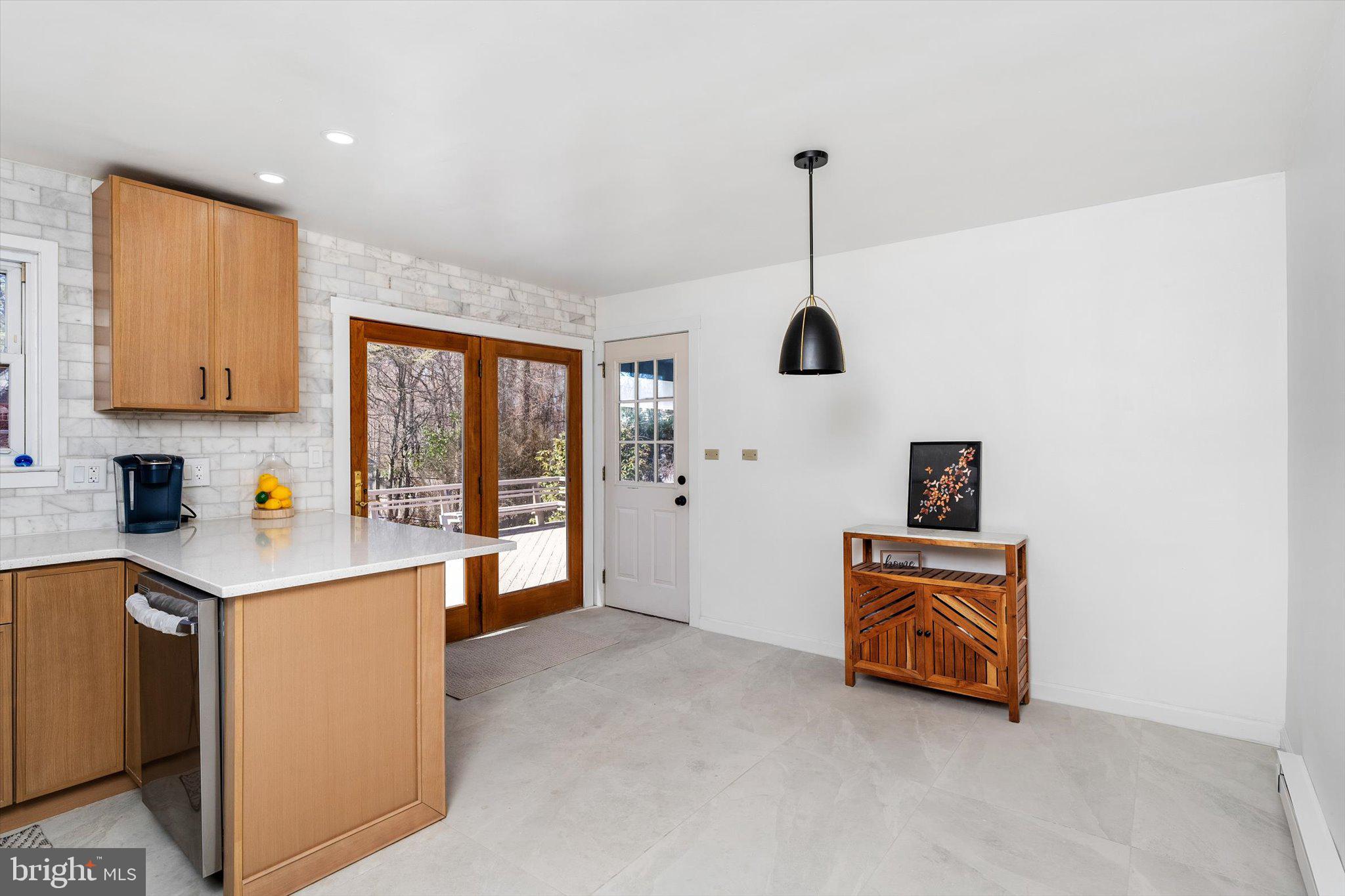 1247 Lower Ferry Road Ewing, NJ 08618 - Photo 8 of 39