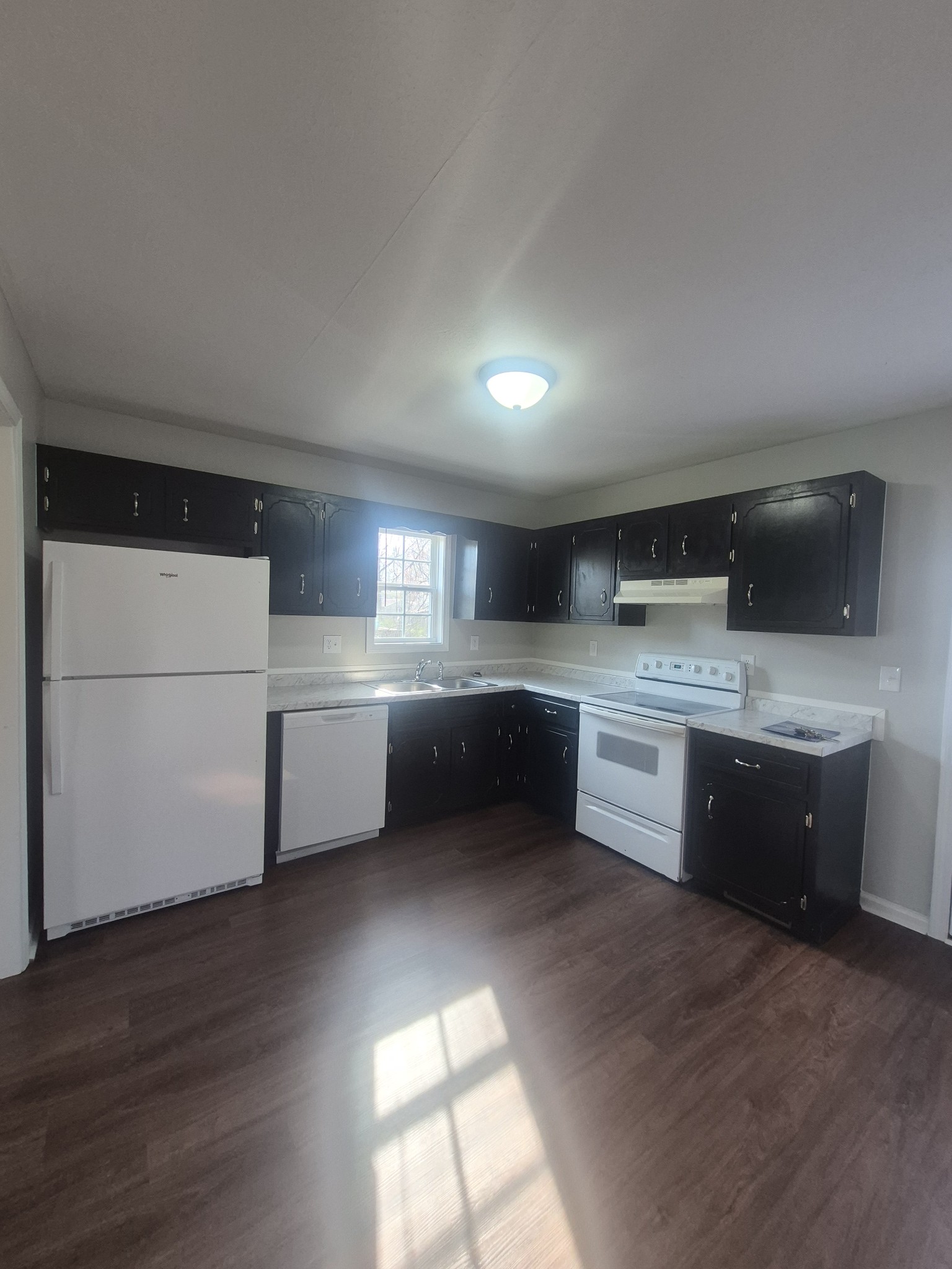 20 Cable Road Oak Grove, KY 42262 - Photo 5 of 14