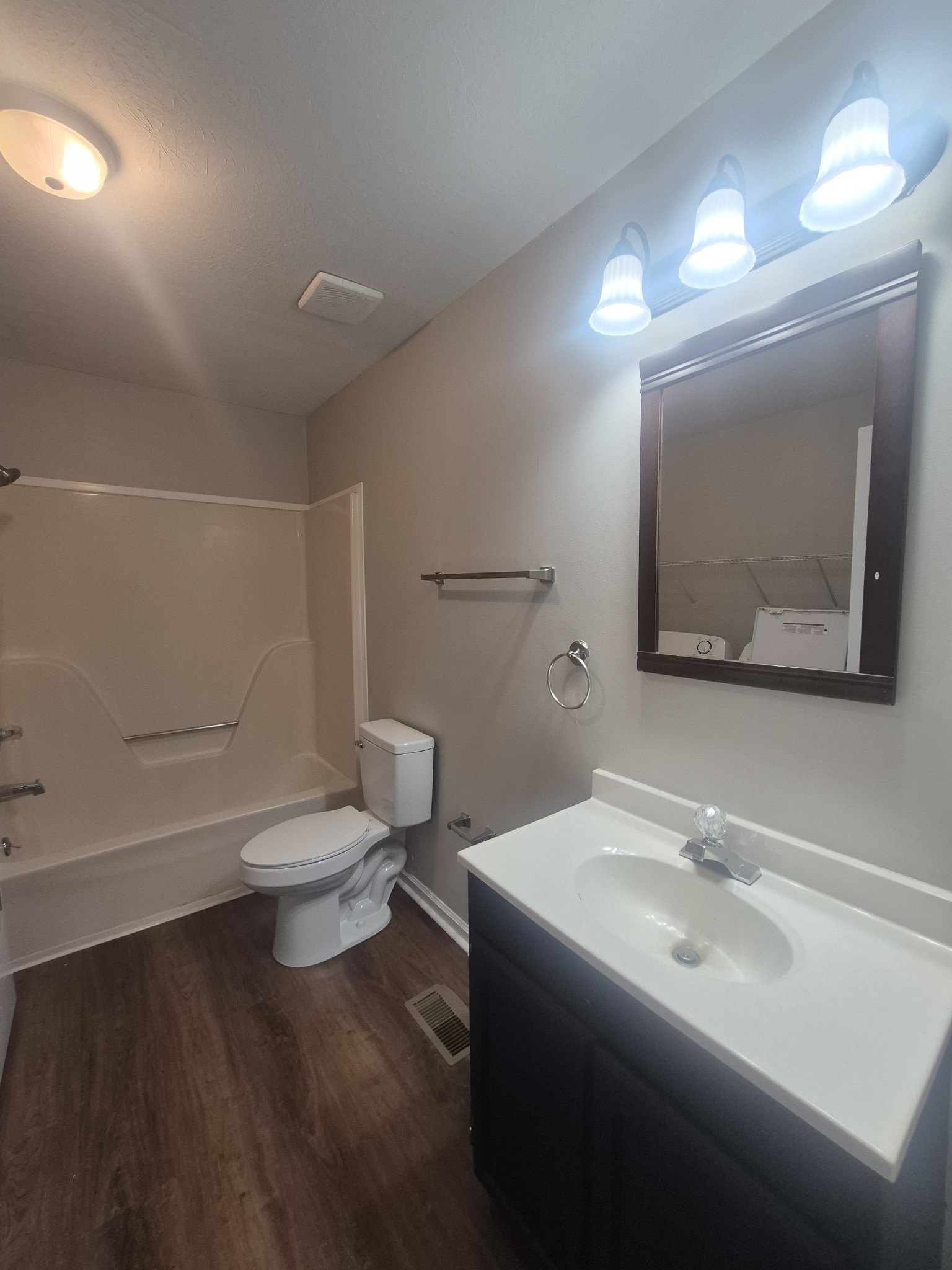 20 Cable Road Oak Grove, KY 42262 - Photo 8 of 14