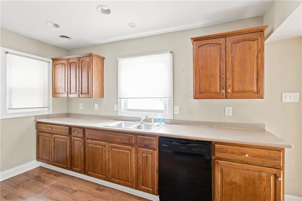 3349 Chestatee Road Gainesville, GA 30506 - Photo 6 of 32