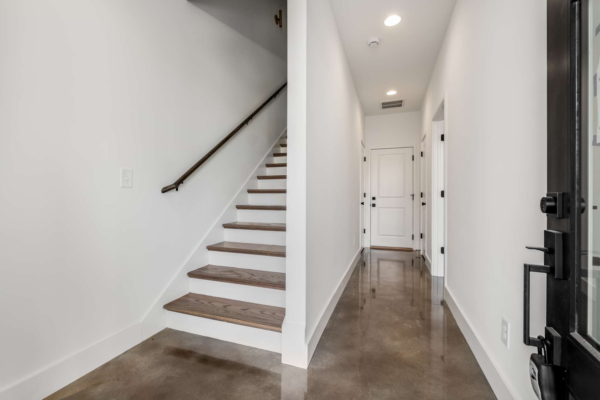 1806 Lischey Avenue, Unit 3 Nashville, TN 37207 - Photo 17 of 25 a view of a hallway with white walls and entryway