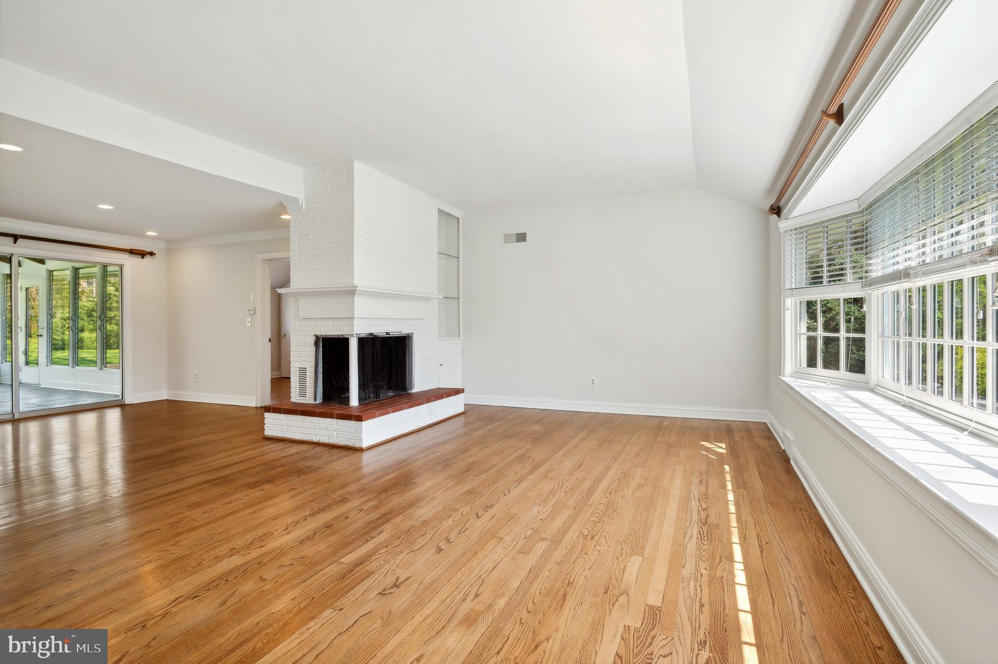 124 Quaker Road Princeton, NJ 08540 - Photo 7 of 25