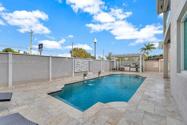 $1,275,000 | 18061 Northwest 87th Court, Hialeah, FL 33018