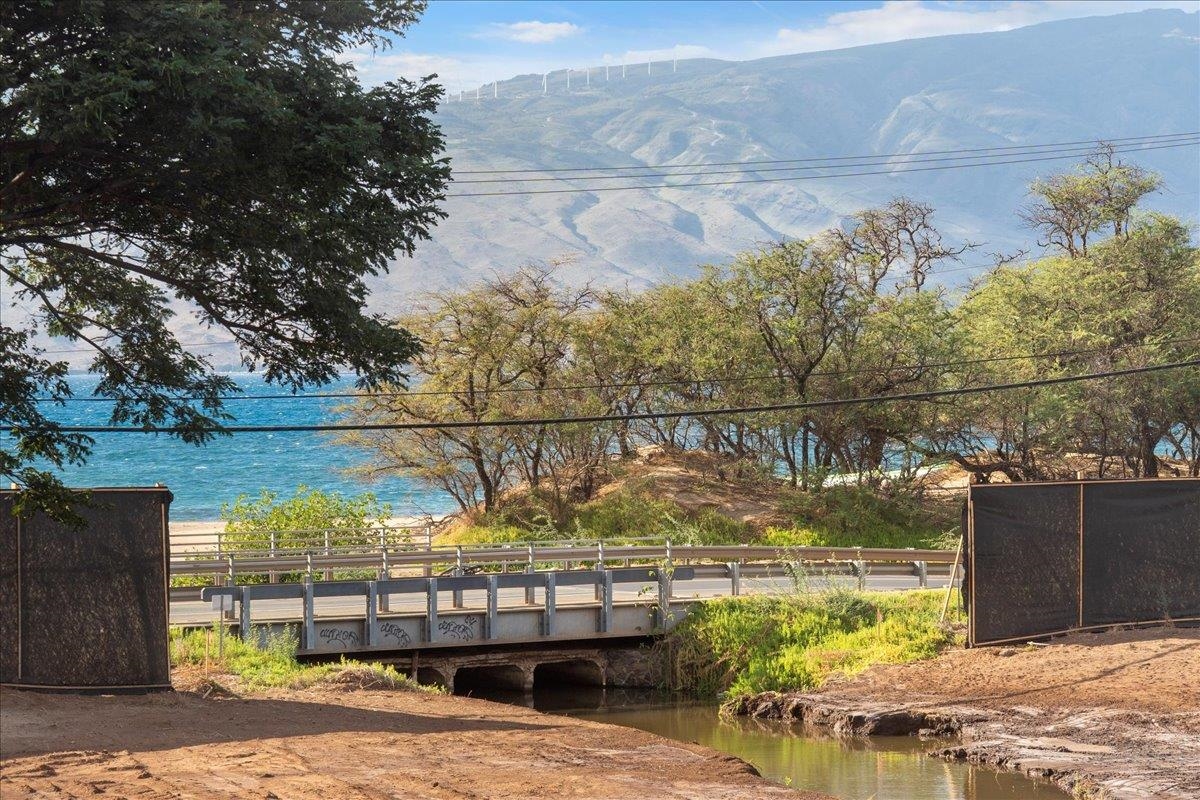 679 South Kihei Road, Unit D203 Kihei, HI 96753 - Photo 35 of 46 a view of a lake from a balcony