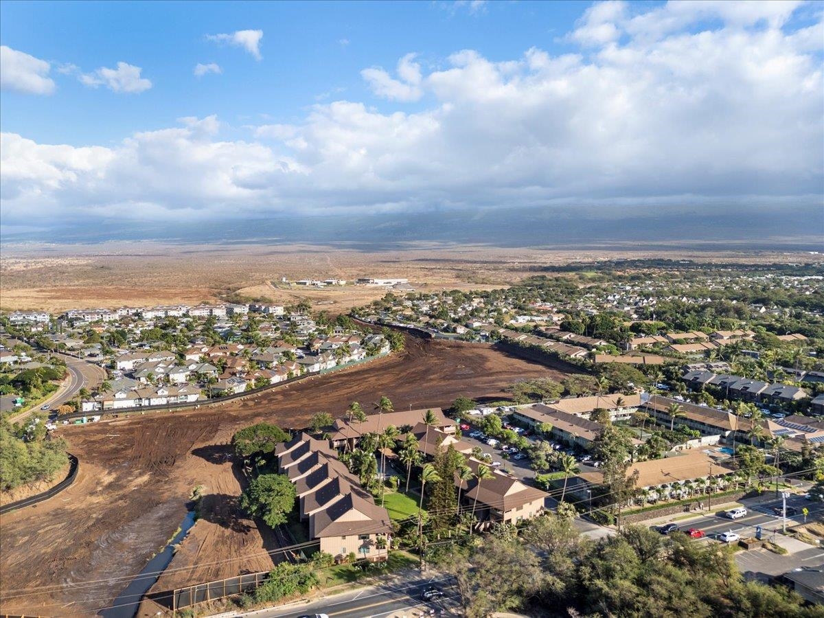 679 South Kihei Road, Unit D203 Kihei, HI 96753 - Photo 5 of 46 an aerial view of a city