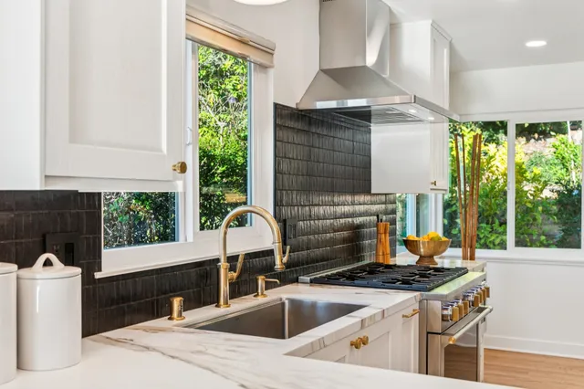 $1,195,000 | 4671 Stauffer Place, Oakland, CA 94619