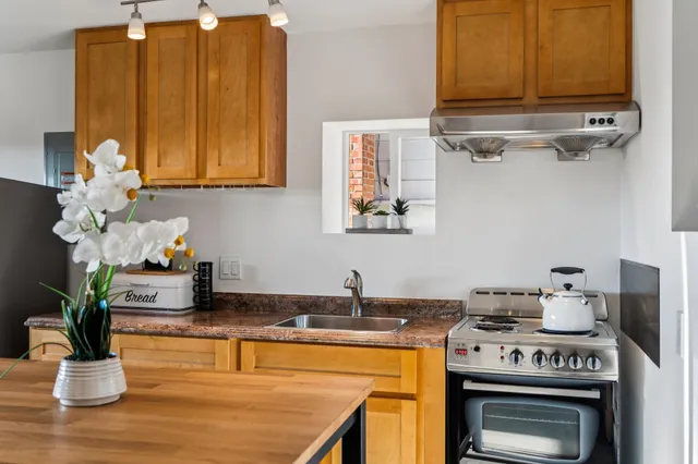 $1,195,000 | 4671 Stauffer Place, Oakland, CA 94619