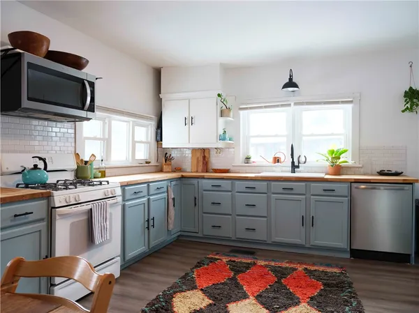 $255,000 | 16 Railroad Avenue, Stamford, NY 12167