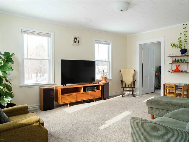 $255,000 | 16 Railroad Avenue, Stamford, NY 12167