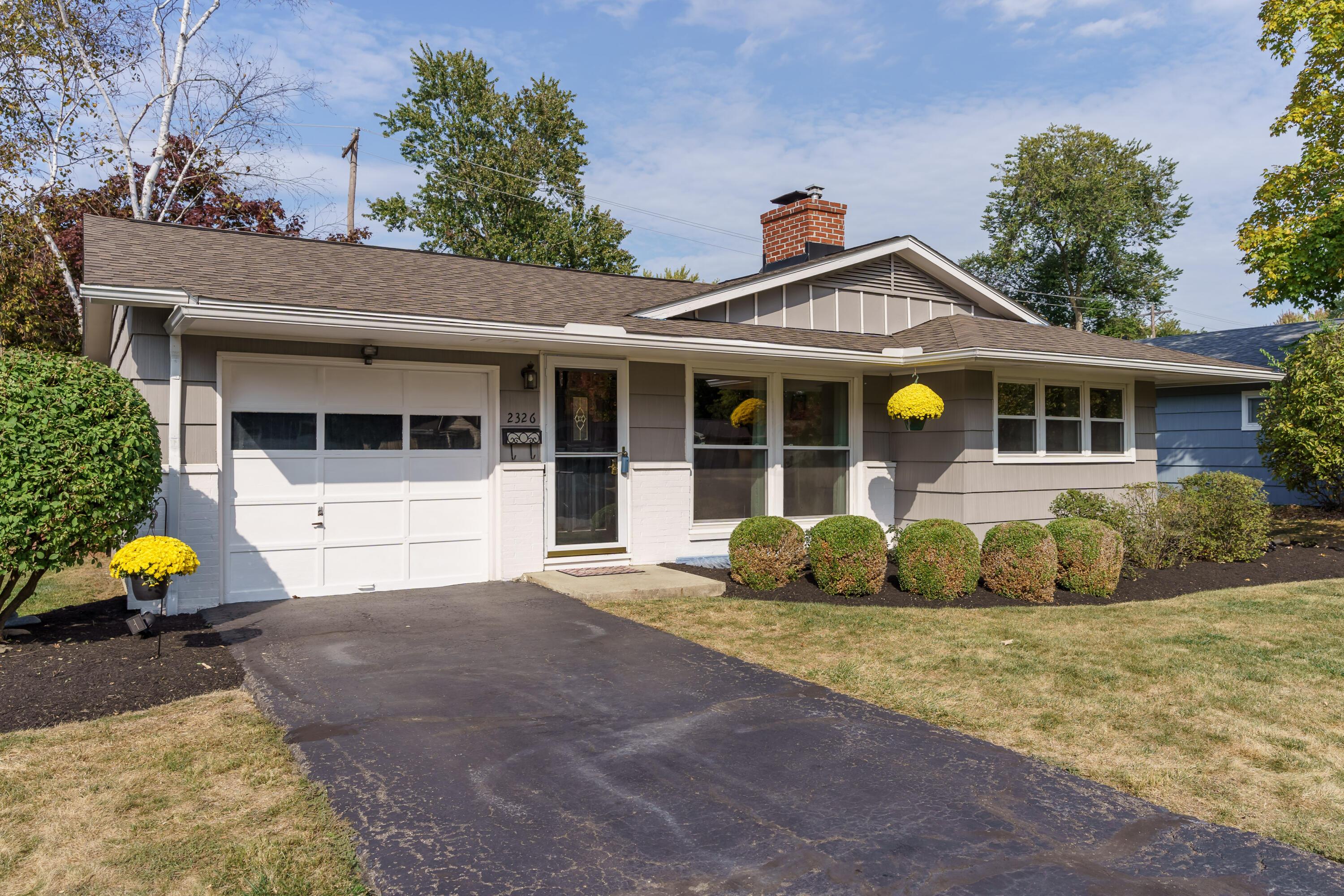 2326 Bristol Road Columbus, OH 43221 - Photo 2 of 33 2326 Bristol Rd_MLS_4